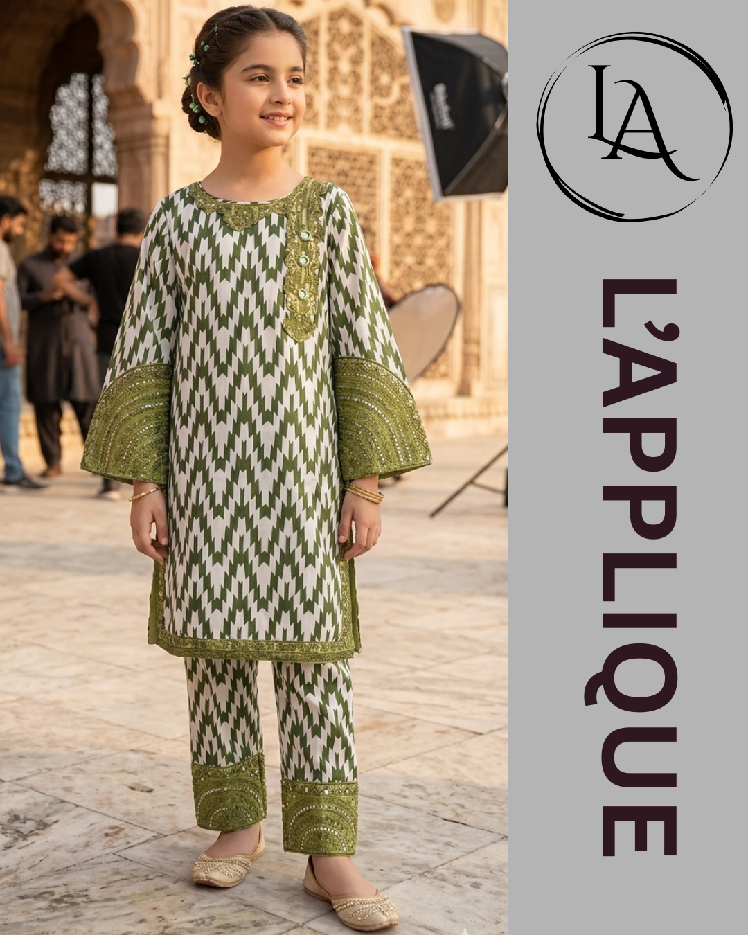 L’APPLIQUE – Embroidered Lawn Cotton 2-Piece Set
